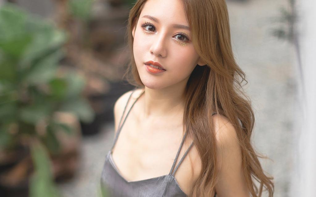 怎样去和小姐姐聊天,掌握这3个技巧,聊出感情