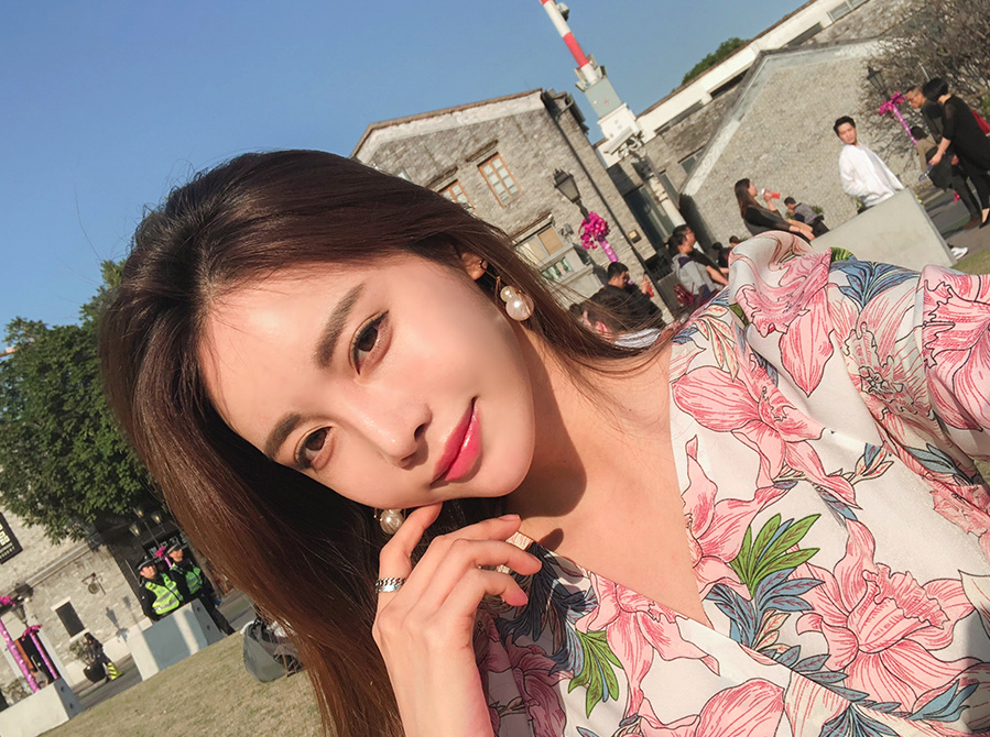 怎样哄小姐姐开心,用这3招,哄到她心花怒放