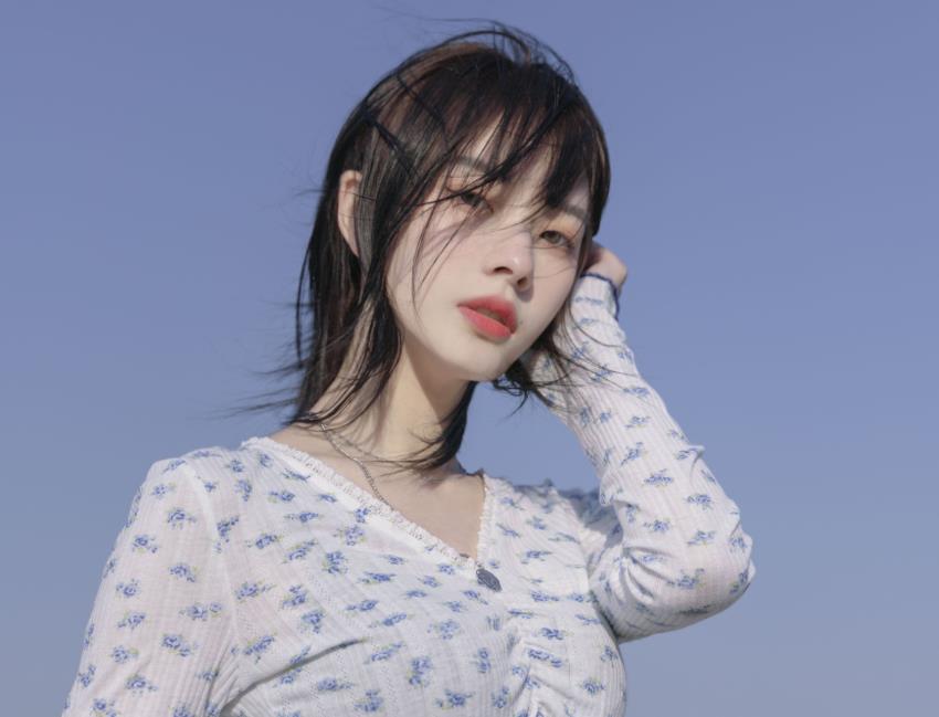东野文泽必爱记电子书下载-加女生好友怎么打招呼?